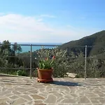 Mit Terrasse Mit Meerblick By Interhome Apartament Moneglia